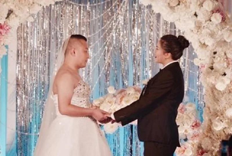 婚礼上新娘竟要求和新郎“互换角色”!因为“老婆的理由”太难拒绝了!