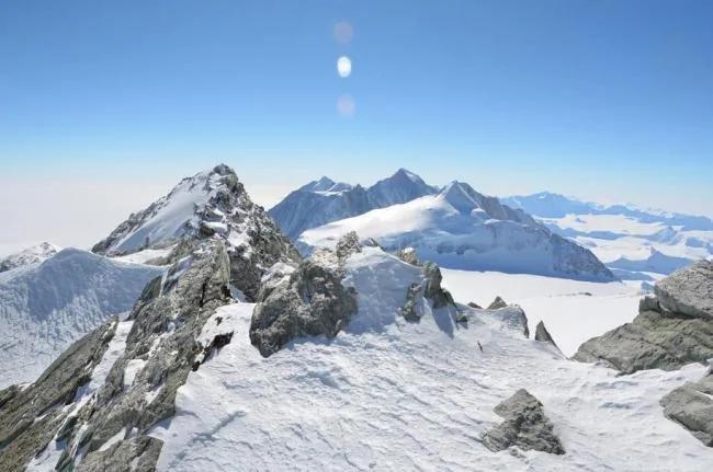必须要小心 世界上最危险的10大山峰