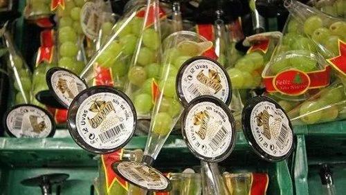 跨年必备!各国跨年夜的有趣习俗