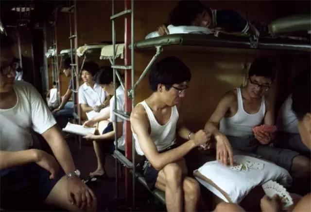 日本人拍摄的上世纪80年代中国民生百态