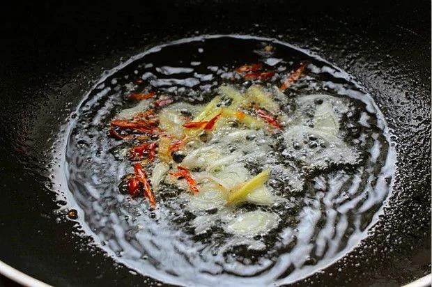 这种菜可防治高血压、高血脂 燃烧脂肪 鸡蛋和它一起炒更好吃!