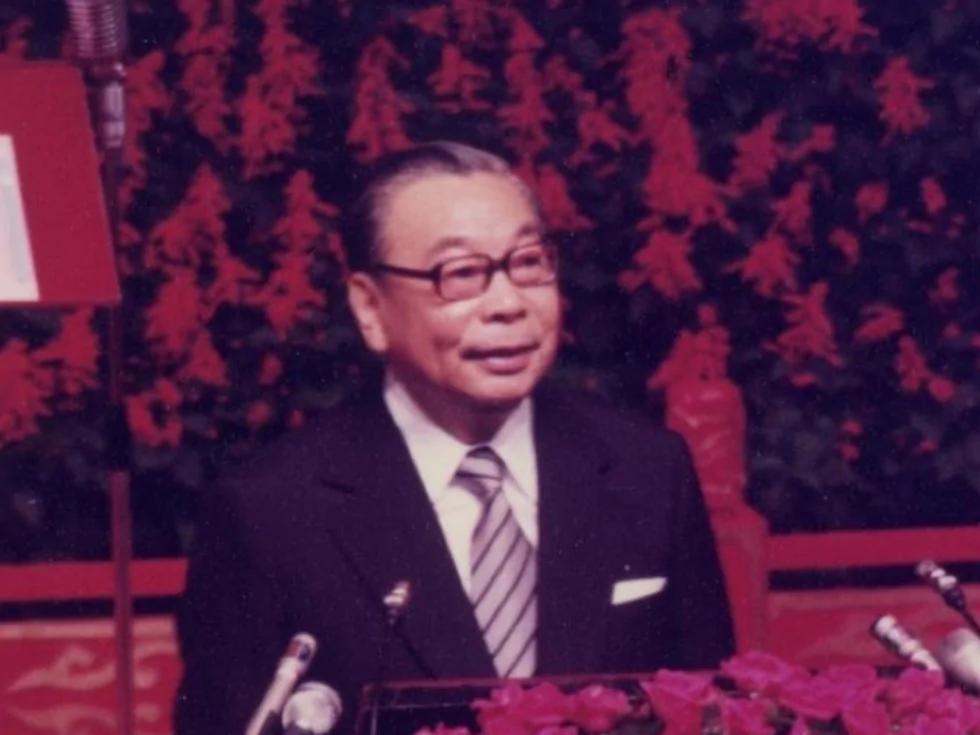 蒋经国是如何脱离苏联控制,回到中国的?