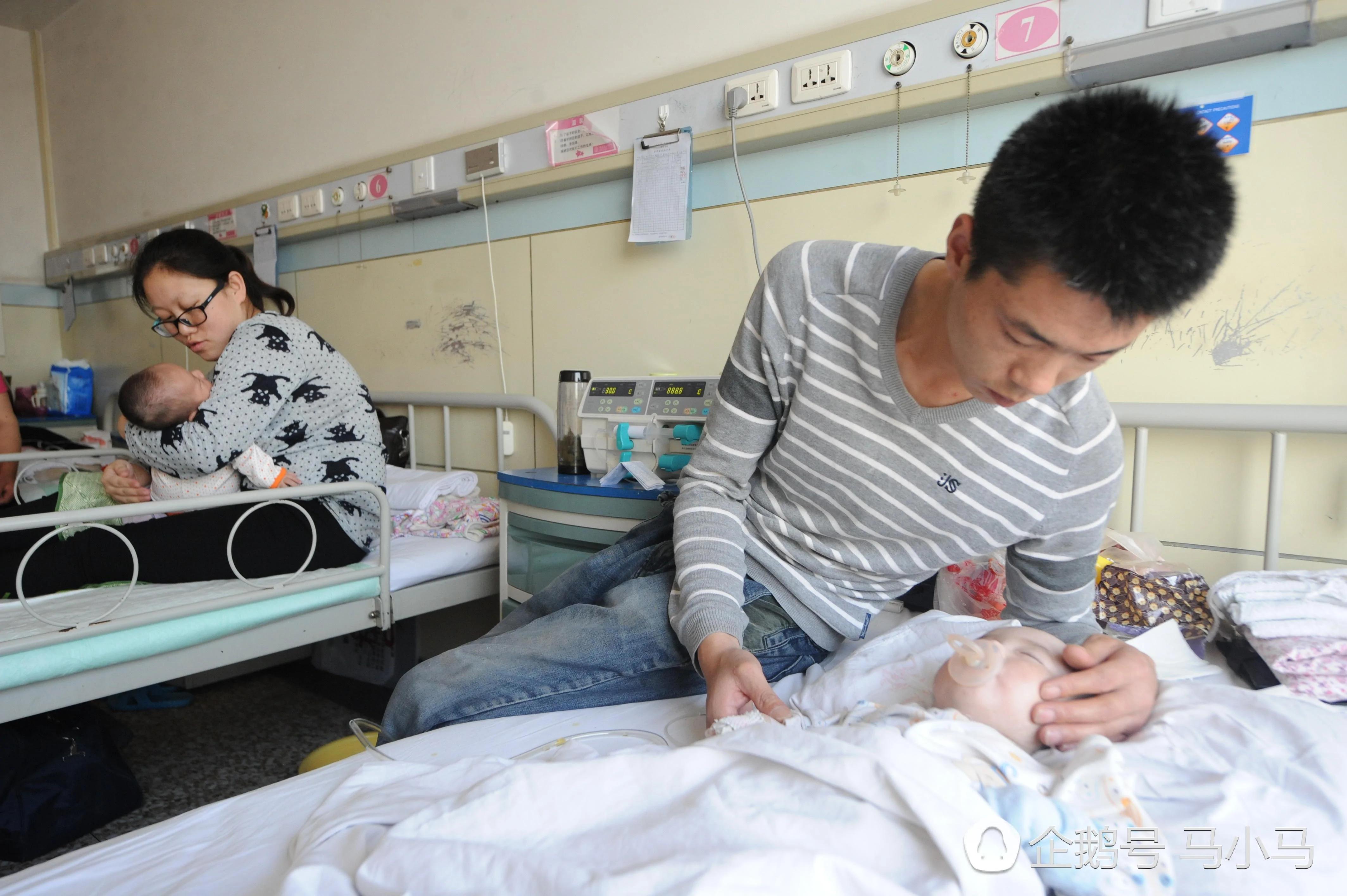 山西这孩子生来没肛门 竟然现在已经三岁了