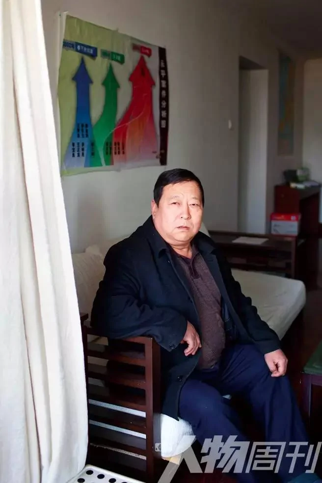 郑成月：56岁，河北省广平县公安局原主管刑侦的副局长，最早披露聂树斌案“一案两凶”的公安人员，过去11年一直为聂案平反奔走。（网络图片）