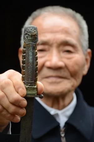 幸存的抗战老兵 在光荣和耻辱之间徘徊了70年