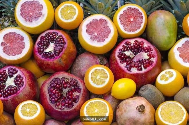 11种常吃就可以让你“看起来年轻10岁”的食物