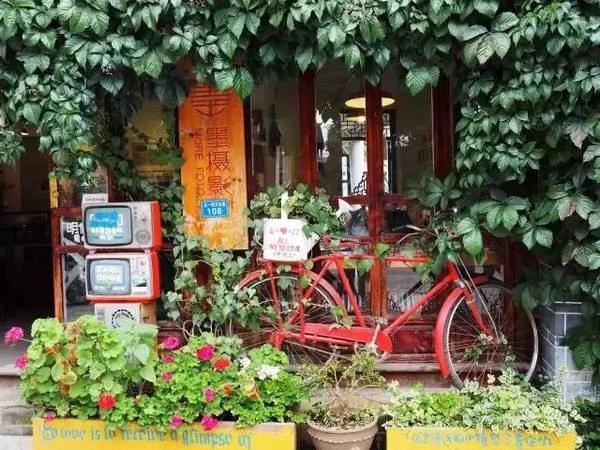 最适合女人旅游的12个地方 每年带我去一个 可好?
