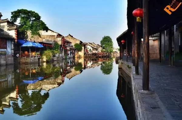 最适合女人旅游的12个地方 每年带我去一个 可好?