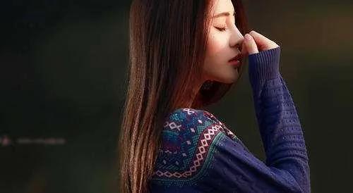 人生最珍贵的不是曾经拥有或未曾得到 而是…