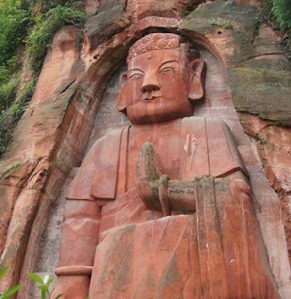 四川八仙山世界第一巨佛 身世至今仍成谜