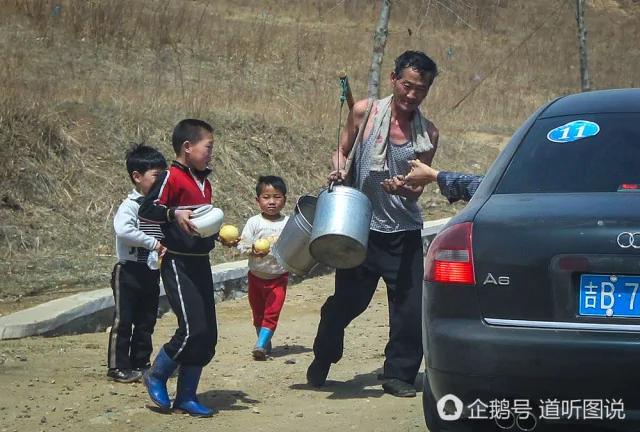 游客在朝鲜自驾游拍照:满眼"中国风"