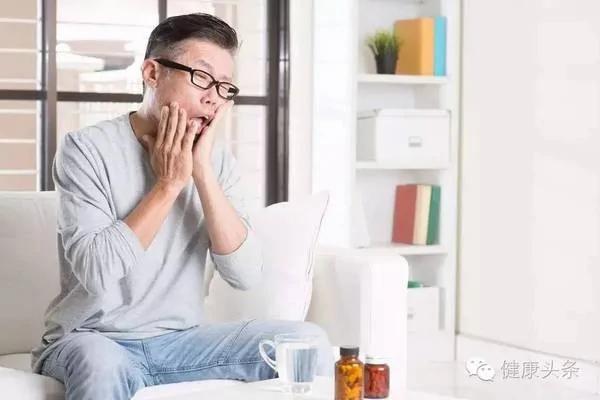 口臭、口苦、牙疼、塞牙?一篇文章解决4大口腔问题
