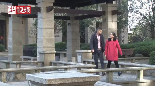 缘!浙江一对夫妻发现22年前两人照片已同框