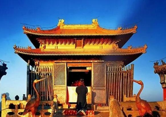 武当山“雷火炼殿”的千古之谜