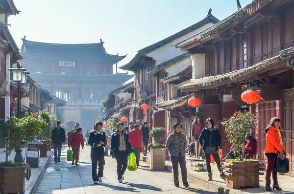 距离大理1小时 一座600年历史的安静古城