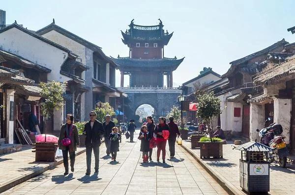 距离大理1小时 一座600年历史的安静古城