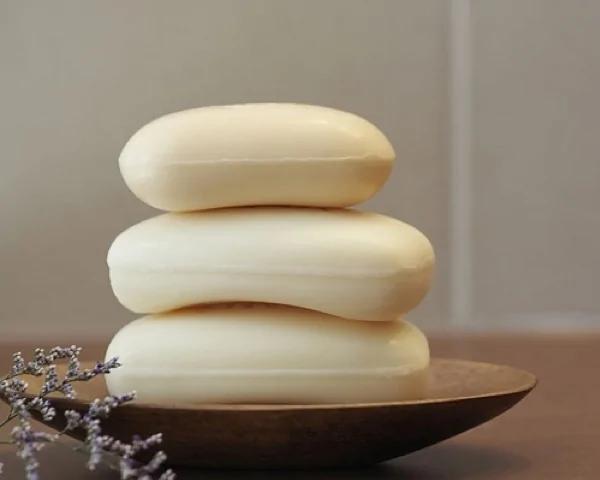 洗澡应该用沐浴乳还是香皂?不看别后悔