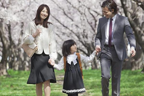 日本入学式妈妈穿戴有禁忌有讲究 阿波罗新闻网