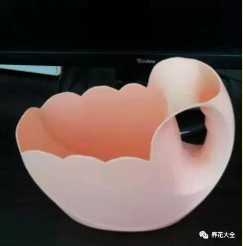 花盆比花还贵?别买了!一把剪刀就能做一堆