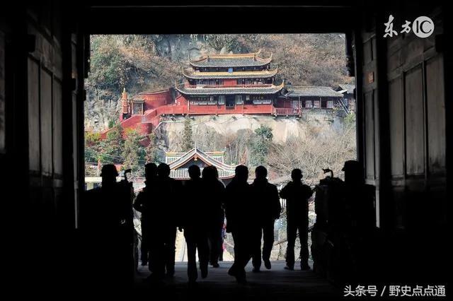 大多美国人没出过国 仿佛看到了一个清朝