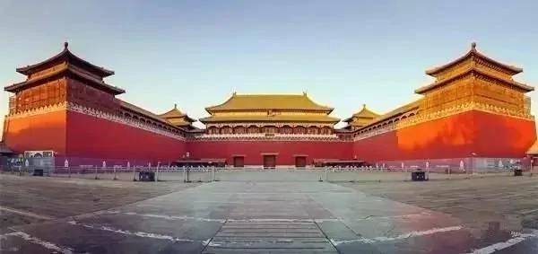 故宫三大殿周围为何没有一棵树?