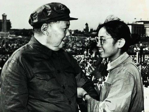 滴血的红八月 历史从未宽恕过任何罪恶!