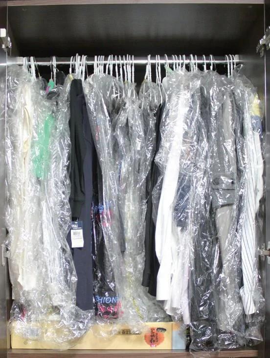 洗衣店拿回来的衣服 塑胶套到底该不该拿掉?