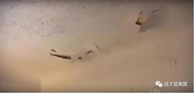 美富豪男在贫民窟体验生活 结果震惊极了