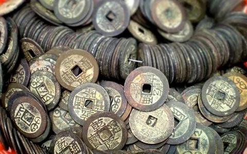 东汉皇帝给百官发年终奖:大将军得1年工资