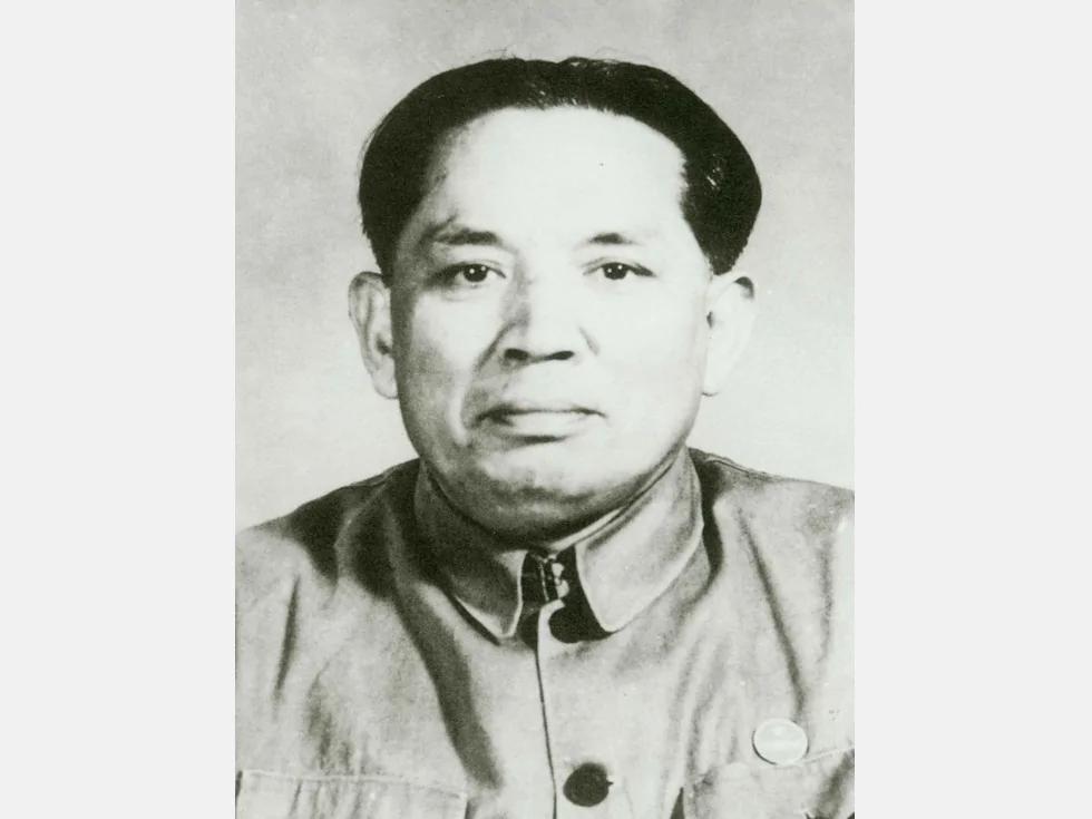 1956年刘少奇想在中国实行两院制?