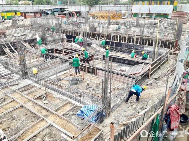 华裔富爸爸花10亿买地建豪宅 迎娶儿媳