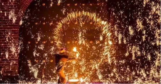 14代传承 1600℃高温的中国古老技艺 历经500年难以为继 却让BBC惊掉下巴