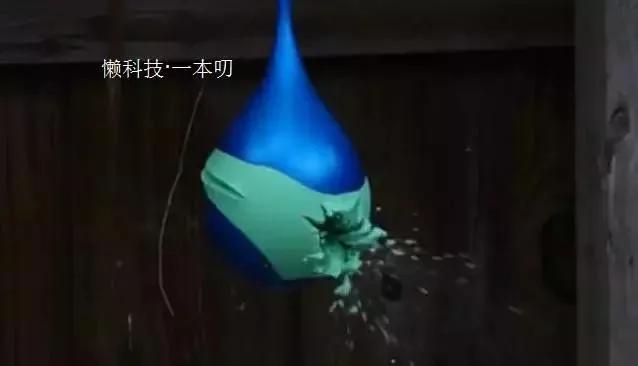 如何用小小口香糖 砸开硬硬的椰子