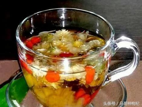 看看种枸杞的人一年是怎么吃枸杞的!这么吃 八十岁还可以憋住尿
