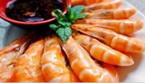 超简单的 2秒钟「不沾手」的剥好一只虾!