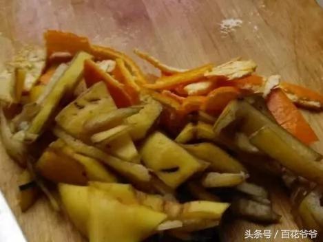 香蕉皮用来养花?你想不到的妙用 方法超级简单