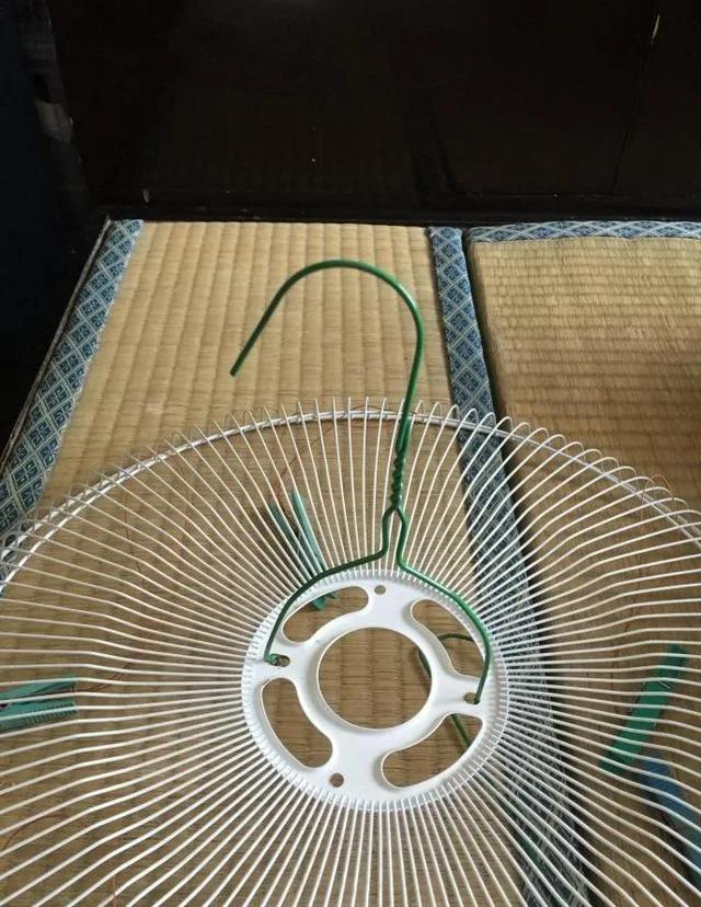 家里的“旧风扇”别扔了!教你一招改造成实用物件 超省钱好用