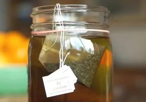 把橡皮筋绑在苹果上 结果惊呆了!我怎么没想到…