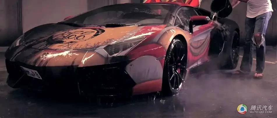车主拿热水浇650万兰博基尼豪车 瞬间变这样