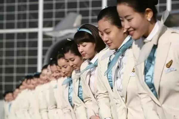 走近世界各国空姐 大饱眼福