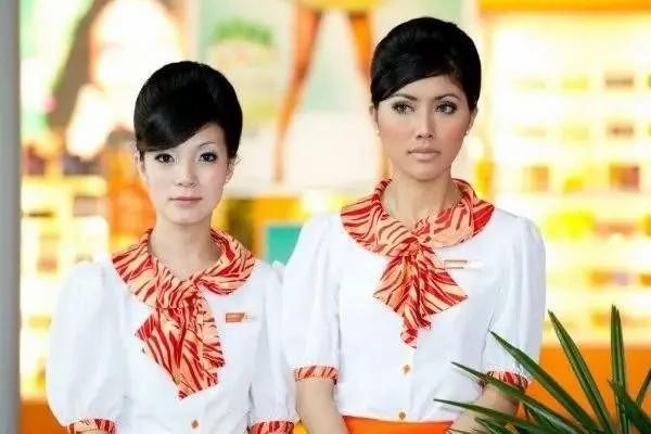 走近世界各国空姐 大饱眼福
