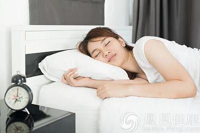 入睡后出汗可能是癌症征兆