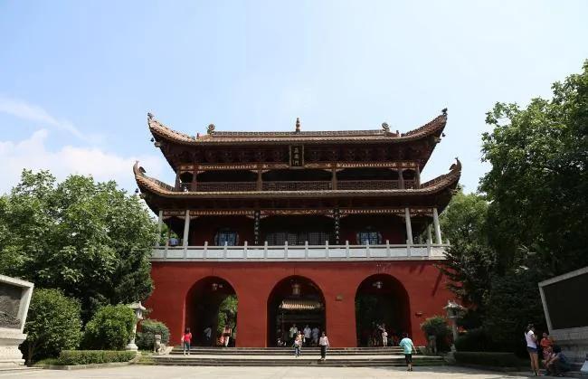 中国有一座庙宇 号称“南国故宫”