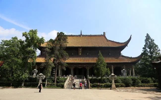 中国有一座庙宇 号称“南国故宫”