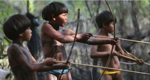 世界唯一「纯女性」部落!她们居然是靠这种方法繁衍下一代…
