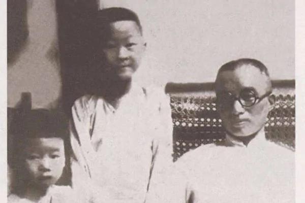 林辉:朱自清之子被杀 镇反运动冤案无数