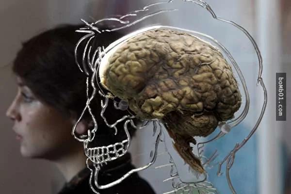 一个月只喝白开水 身体真的会有变化吗?