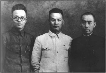 毛泽东扣留斯大林措辞很凶的电报 企图杀死蒋介石