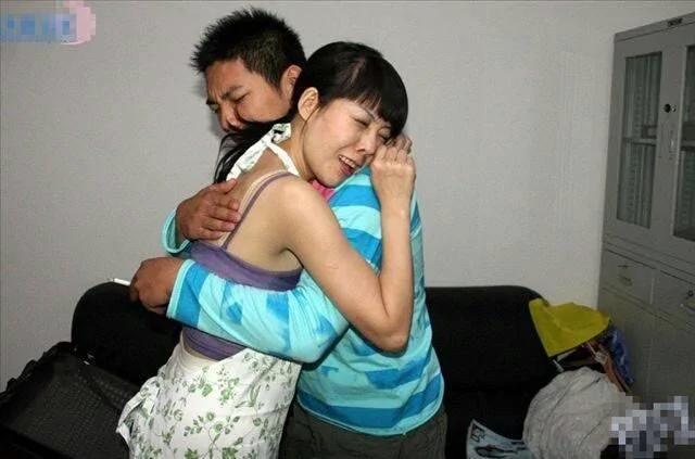 两口子吵架 看到第六张图片你会笑 但笑后你会沉默…