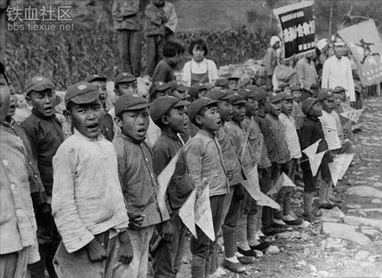 司马泰:昔日“红小鬼”与今日“娃娃兵”